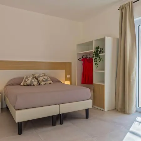 ベッド・アンド・ブレックファスト Syraka 3*