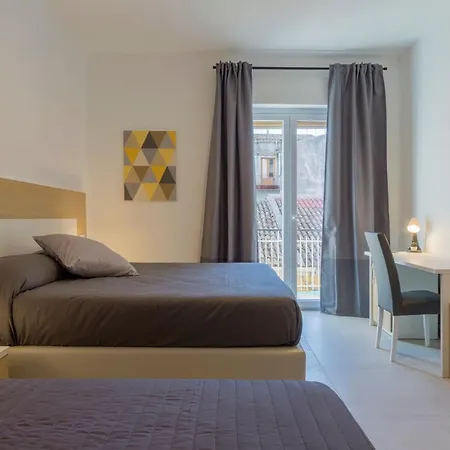 ベッド・アンド・ブレックファスト Syraka 3*