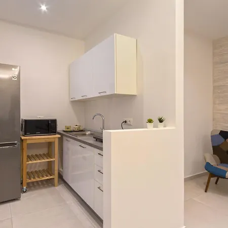 Bed & Breakfast Syraka